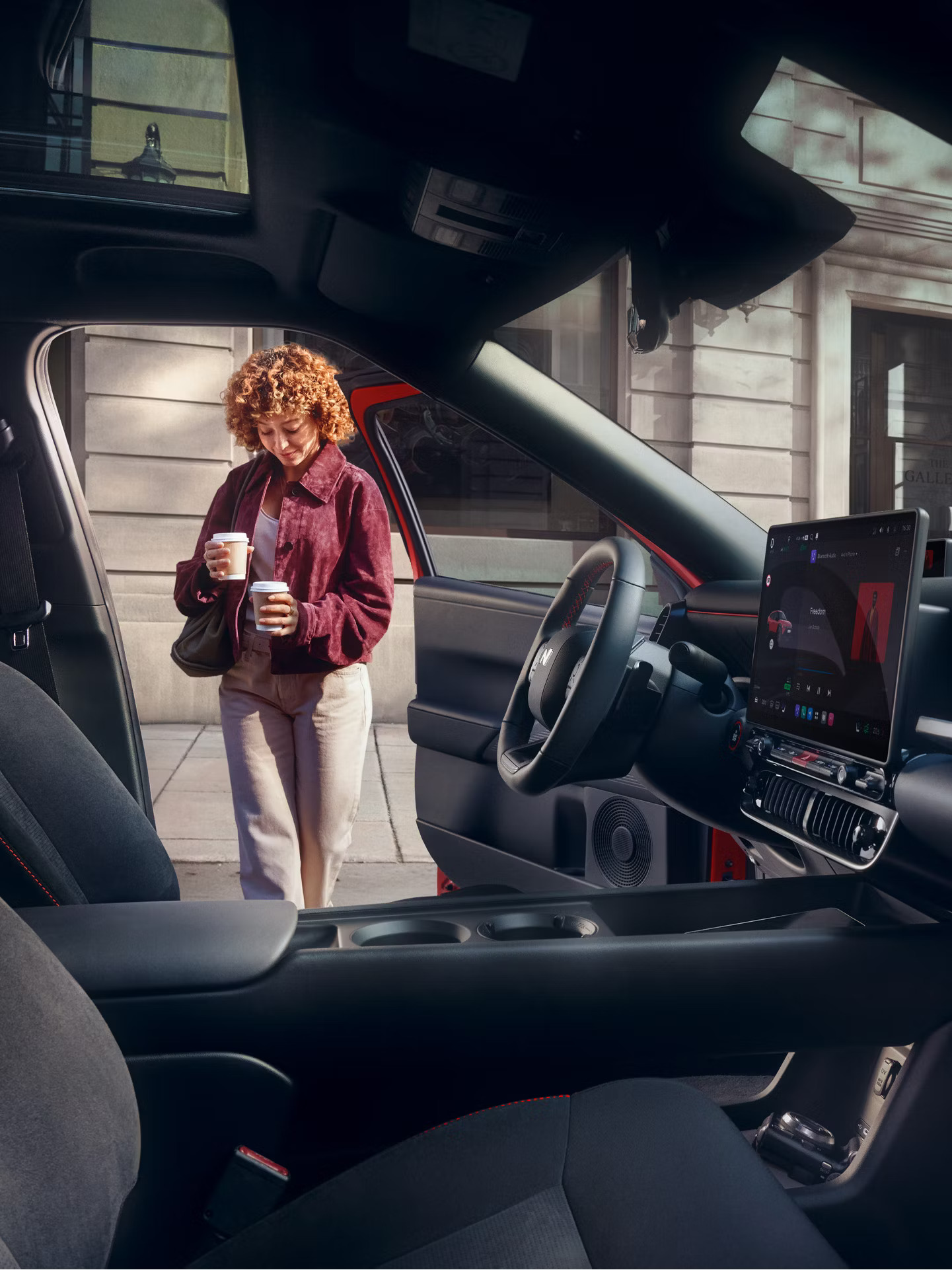 Hyundai IONIQ 3 wnętrze przód